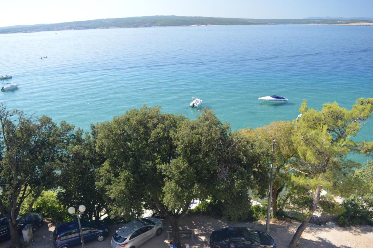 Nirvana Crikvenica Luaran gambar