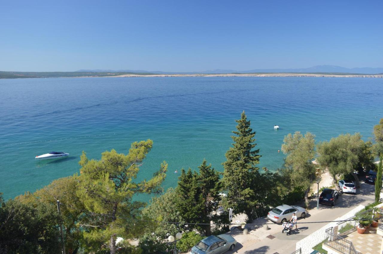 Nirvana Crikvenica Luaran gambar