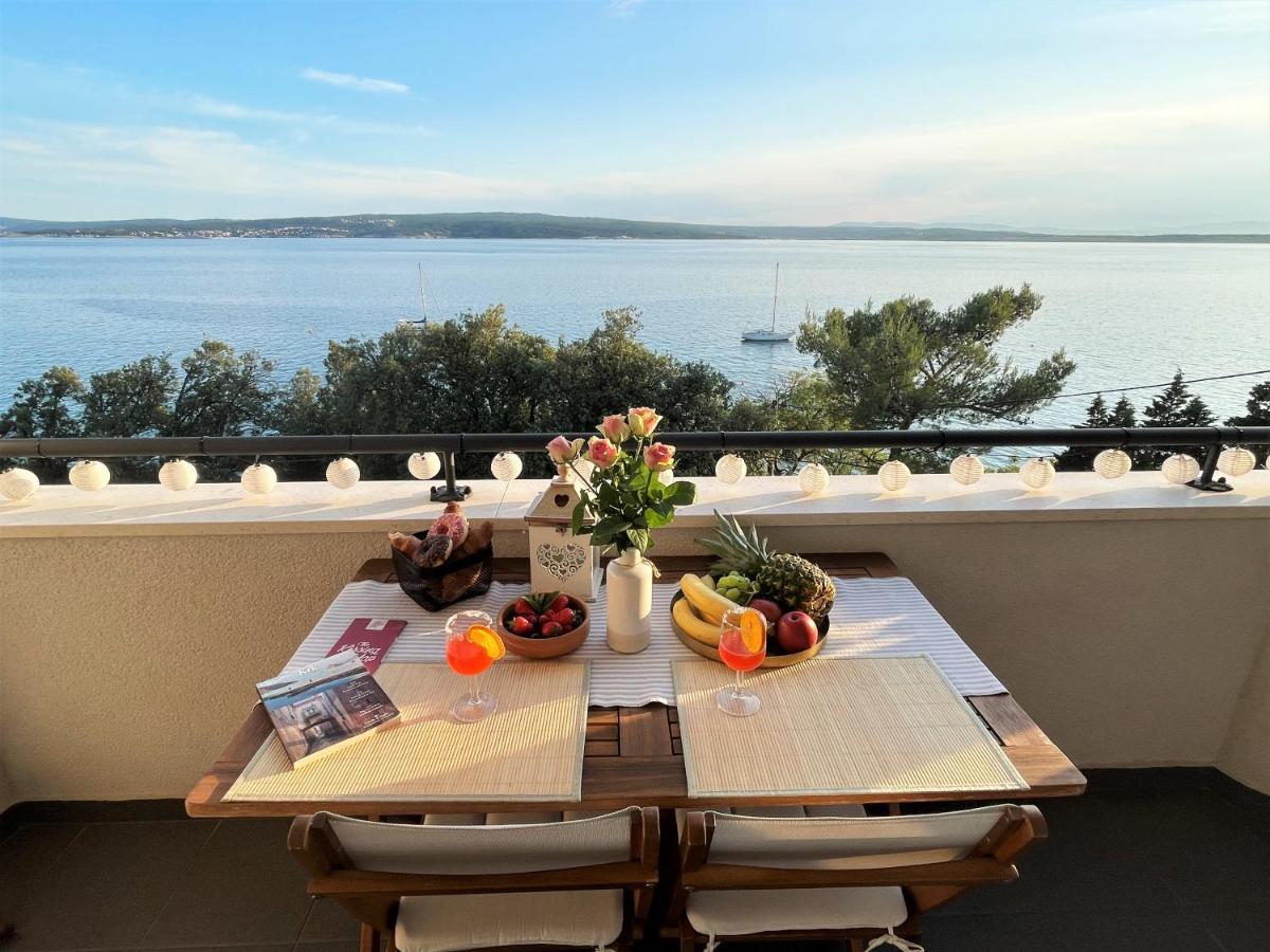 Nirvana Crikvenica Luaran gambar